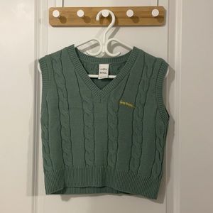 iets frans Urban Outfitters sweater vest! 🍀